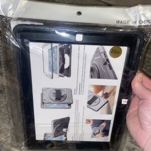 Apple IPad 2/3/4 case with kickstand
